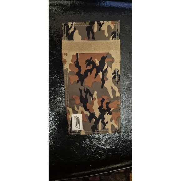 New Dickies Trifold Wallet Camouflage  Nylon Hook & Eye Closure Zip Coin Giftabl - Picture 3 of 3